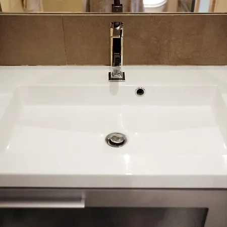 Thouin - 4 Adults Apartament